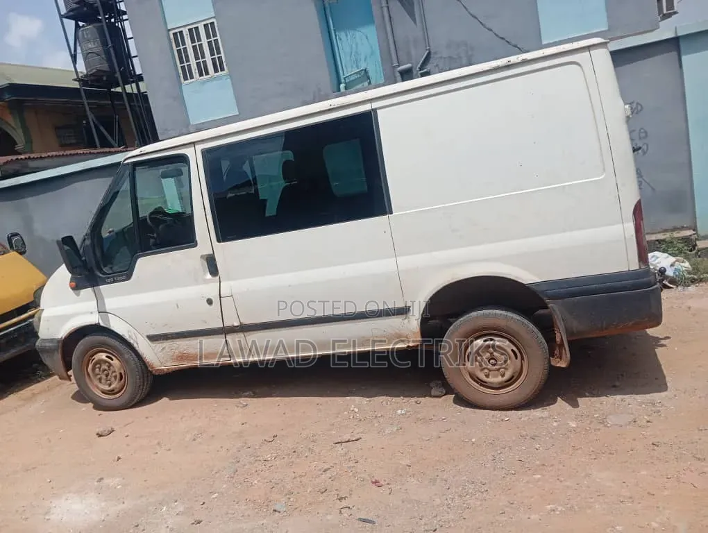 Ford Transit 2002 White