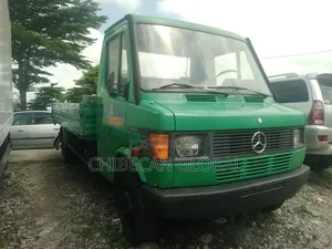 Mercedes Benz 410d Pickup Truck 6 Tyres (Foreign Used)