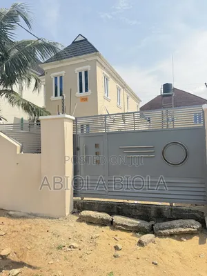 4bdrm Duplex in Elepe Estate, Ebute for sale