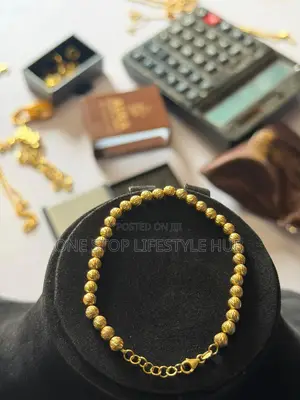 Luxury Textured Gold Ball Bead Bracelet With Lobster Clasp