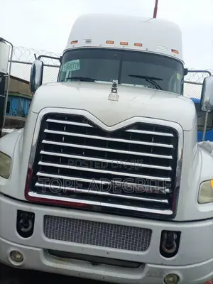 Mack Tractor