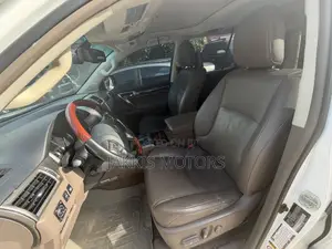 Lexus GX 2011 White