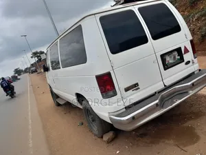 Ford Transit 2006 White