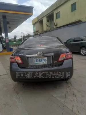 Toyota Camry 2010 Gray