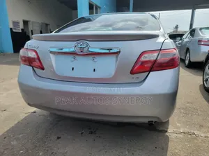 Toyota Camry 2009 Silver