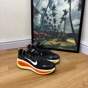 Original Nike Vomero Plus “Black Bright Crimison White“