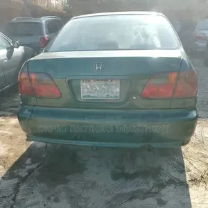 Honda Civic 2000 Green