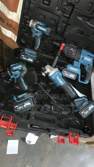 Makita 4-in-1 Cordless Power Tool Combo Kit