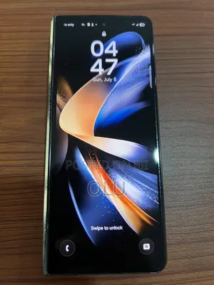 Samsung Galaxy Z Fold4 256 GB Gold
