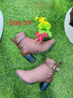 Thrift Ankle Boot