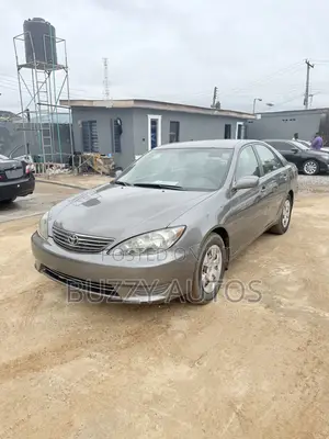 Toyota Camry LE 4dr Sedan (2.4L 4cyl 5A) 2006 Gray