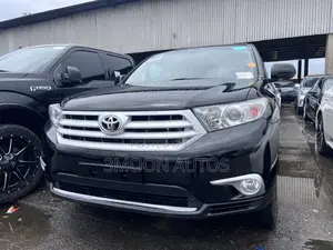 Toyota Highlander Limited 3.5l 4WD 2013 Black