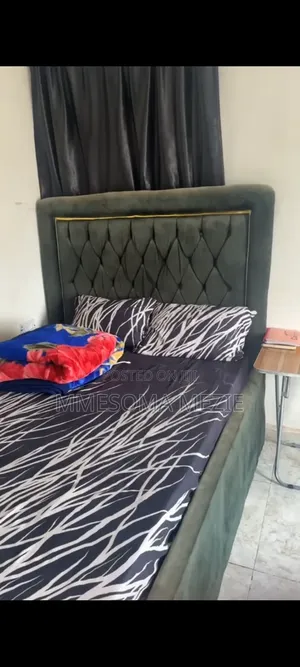 Bed and Bedfame