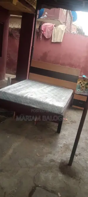 Complete Set of 4.5by6 Bedframe N Lifemate Spring Mattress, 2 Drawers