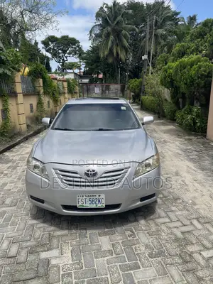 Toyota Camry SE V6 4dr Sedan (3.5L 6cyl 6AM) 2008 Silver