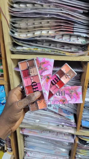 Pallete Lipstick