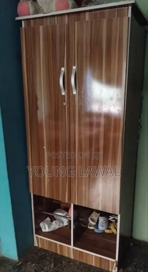 Neatly Used Wardrobe