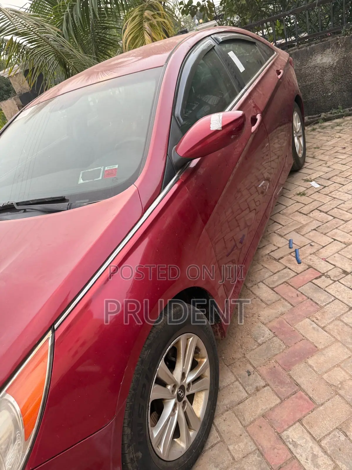Hyundai Universe 2014 Red