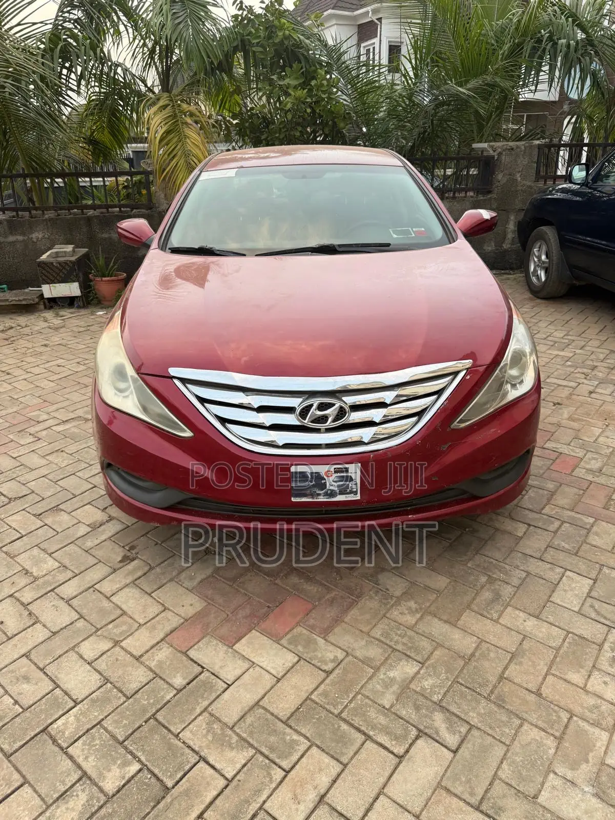 Hyundai Universe 2014 Red