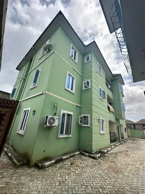 2bdrm Block of Flats in Port-Harcourt for sale