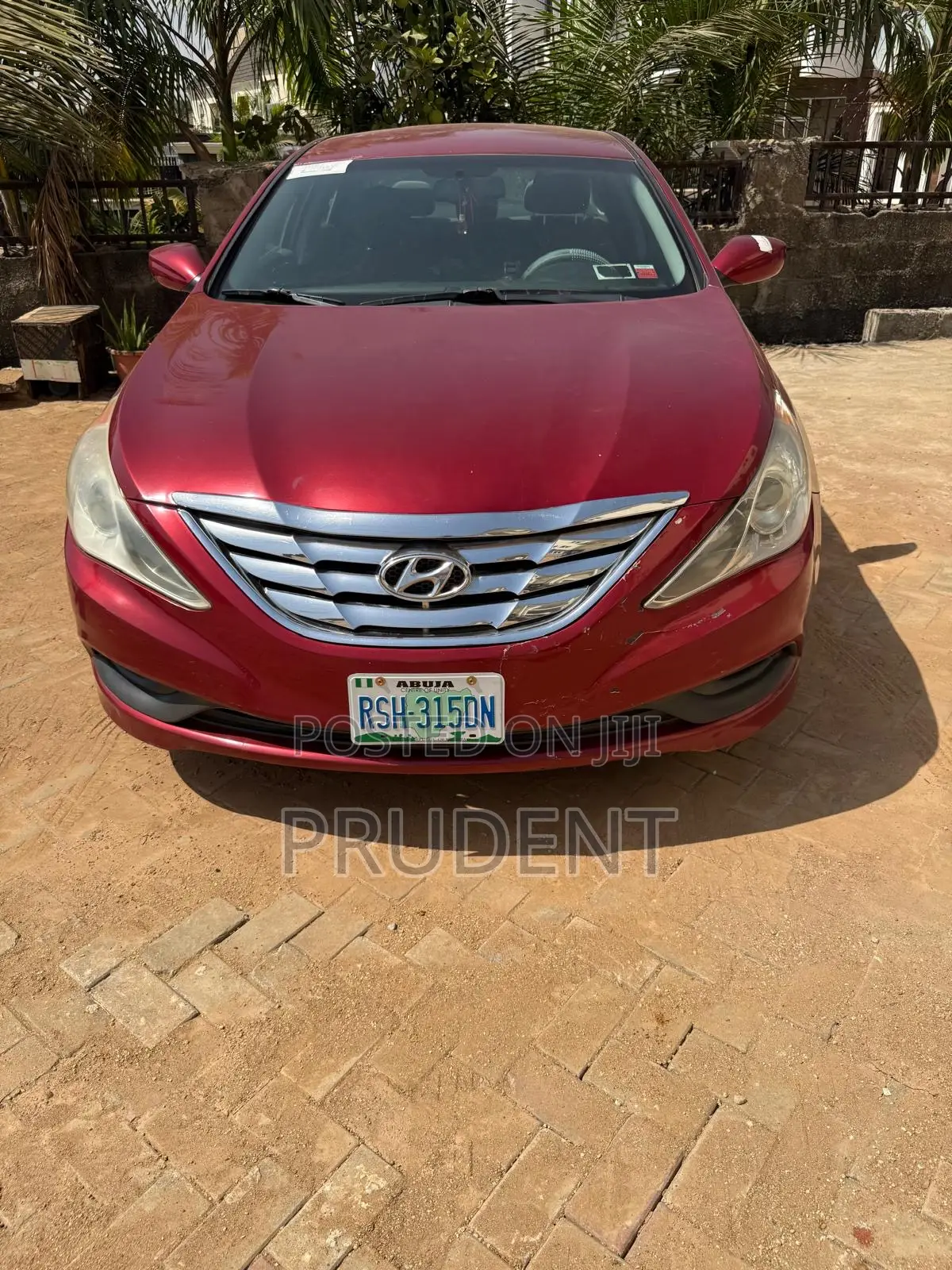 Hyundai Universe 2014 Red