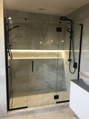 Custom Glass Shower Cubicle – Stylish, Durable Made to Fit