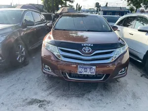 Toyota Venza 2011 Brown