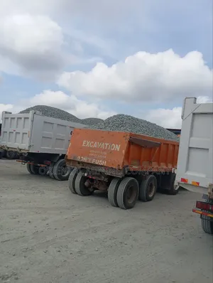 Premium Iron Black Chippings and Granite for Industrial Construction