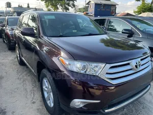 Toyota Highlander Limited 2012 Gray