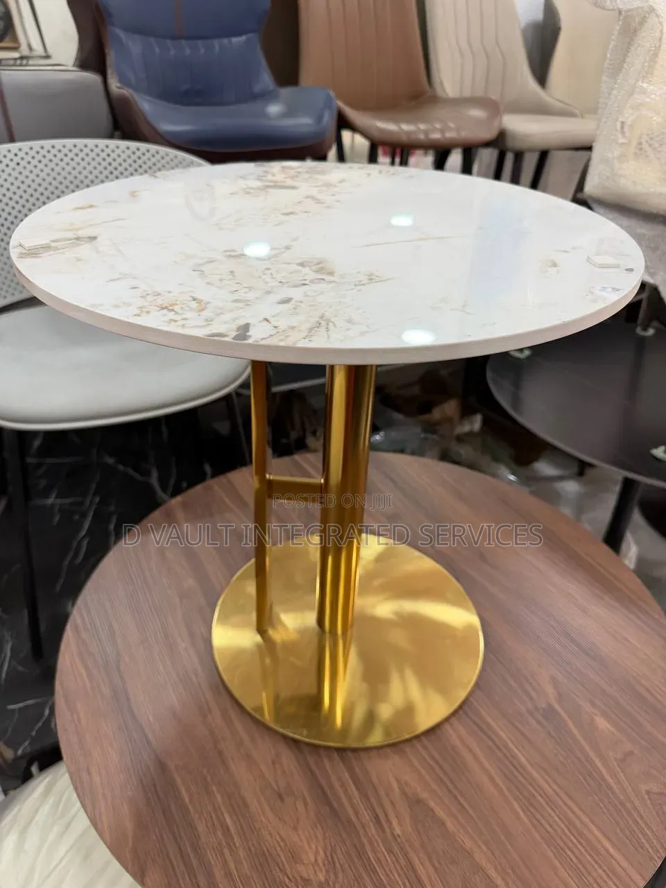 Side Table / Corner Table.