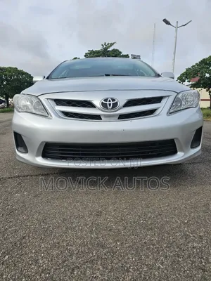 Toyota Corolla 2012 Silver