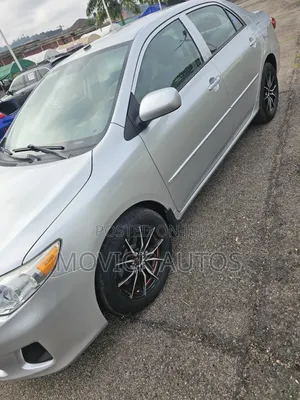 Toyota Corolla 2012 Silver