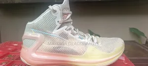 Li-Ning Liren Size 45