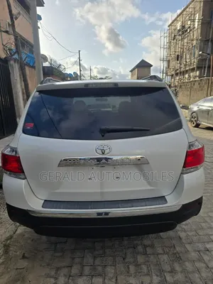 Toyota Highlander 2012 White
