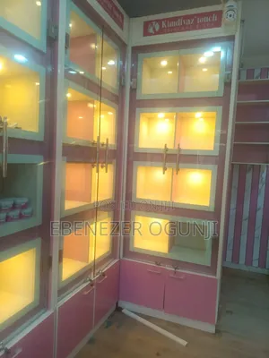 9.8 Feets Product Display HDF Shelves With Inbuilt Lighting
