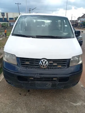 Volkswagen Transporter 2003 White