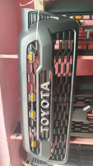 Front Grille for Toyota Tundra