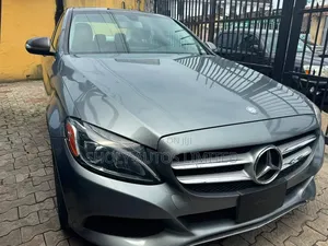 Mercedes-Benz C300 2015 Gray