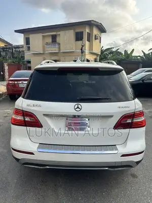 Mercedes-Benz M Class ML 350 4Matic 2012 White