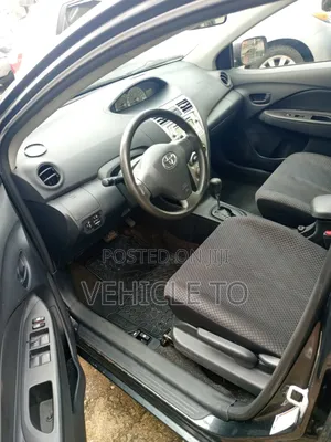 Toyota Yaris 2008 Gray