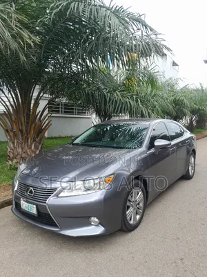 Lexus ES 2015 Gray