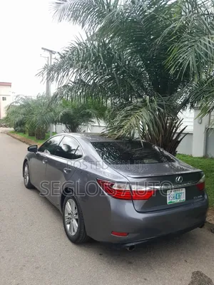 Lexus ES 2015 Gray