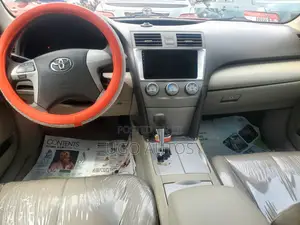 Toyota Camry LE 4dr Sedan (2.5L 4cyl 6AM) 2010 Red