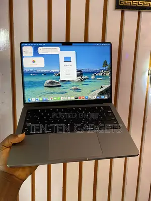 Laptop Apple MacBook Pro 2023 M2 32GB Apple M2 SSD 1T