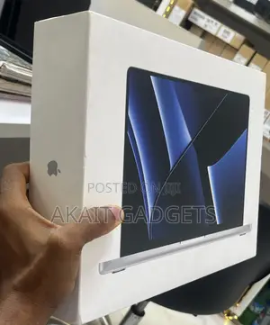 New Laptop Apple MacBook Pro 16GB Apple M2 SSD 1T