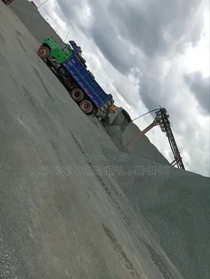 Iron Black Chippings and Granite for Industrial Construction