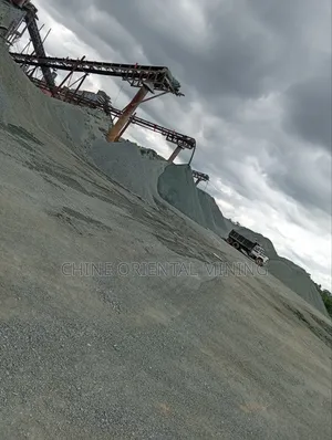 Bulk and Retailers Supplier of Iron Black Chippings and Granite