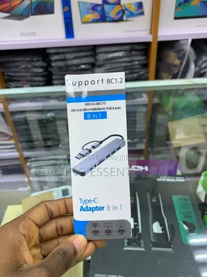 Type C and Usb 8-in-Converter