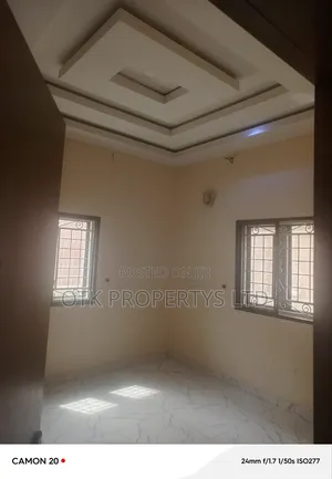 2bdrm Block of Flats in Fo1, Kubwa for rent