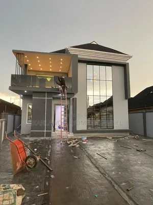 4bdrm Duplex in Akobo for sale